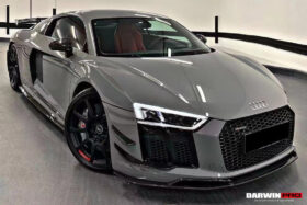 DarwinPro Aerodynamics DarwinPRO R8 GEN2 Coupe&Spyder Performance Parts Style Dry Carbon Fiber Side Skirts - Image 4