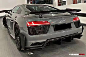 DarwinPro Aerodynamics DarwinPRO R8 GEN2 Coupe&Spyder Performance Parts Style Dry Carbon Fiber Side Skirts - Image 5