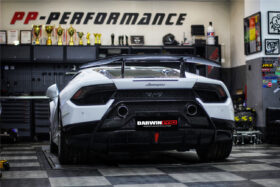 DarwinPRO 2017-2020 Lamborghini Huracan Performante Dry Carbon Rear Bumper Exhaust Grille - image 2