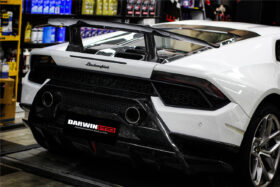 DarwinPRO 2015-2020 Lamborghini Huracan LP610 | LP580 | Performante Style Partial Carbon Rear Bumper - image 5