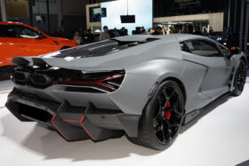 DarwinPro Aerodynamics DarwinPRO Revuelto OE Style Autoclave Carbon Fiber Side Skirts - Image 4