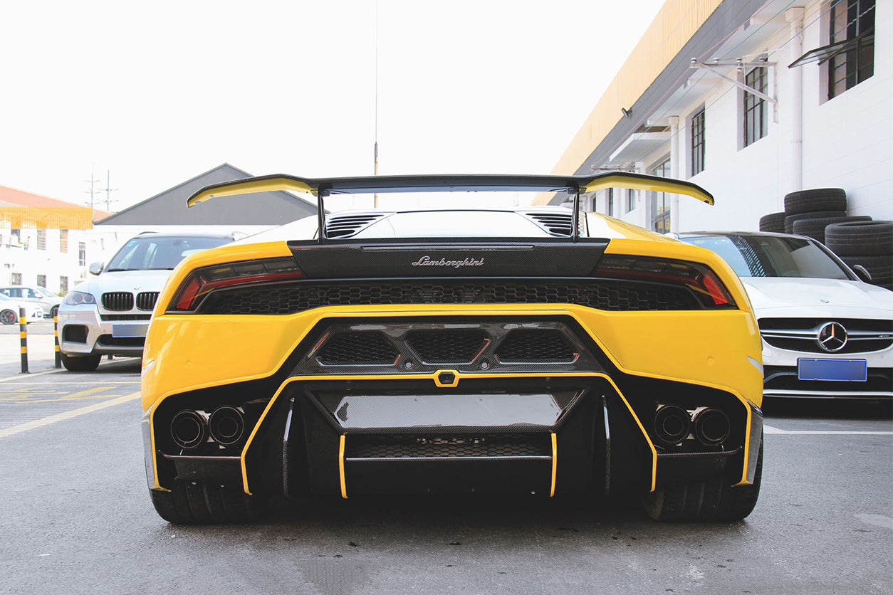 DarwinPRO 2015-2020 Lamborghini Huracan LP610 & LP580 VRS Style Carbon Fiber Rear Bumper