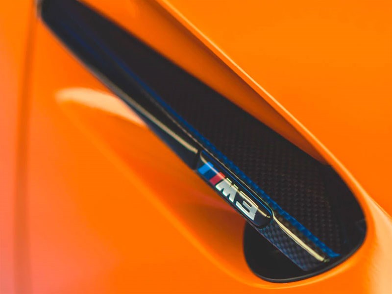 RW Carbon 2015-2026 BMW E9X M3 Carbon Fiber Fender Grilles