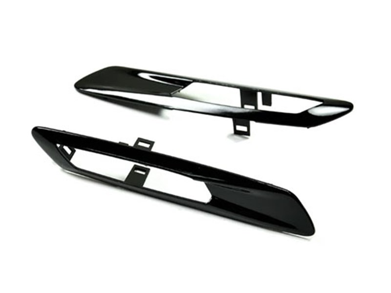 RW Carbon BMW F10 Gloss Black Fender Light Trim