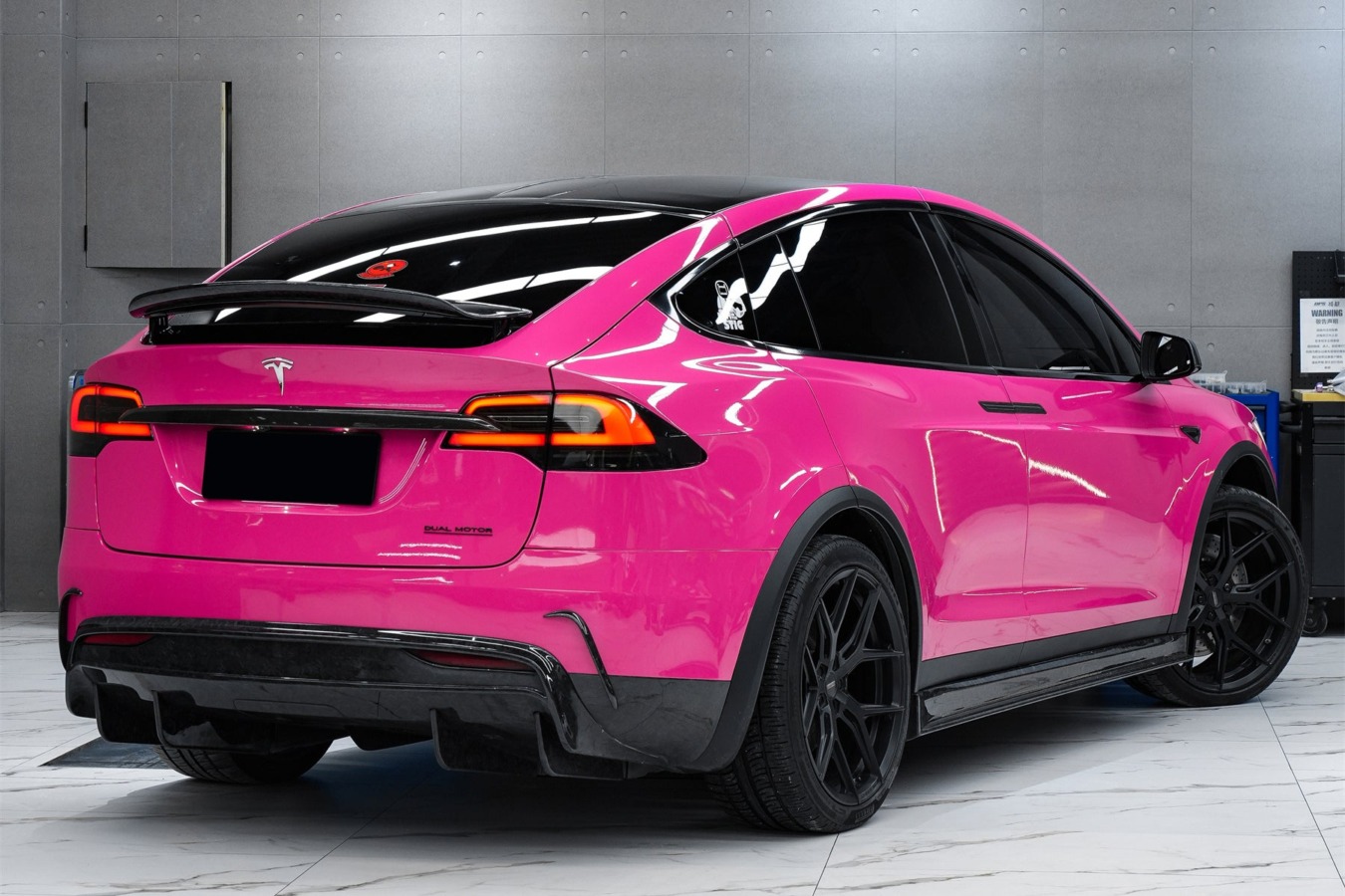 DarwinPRO 2019-2021 Tesla Model X SUV RZS Style Carbon Fiber Rear Diffuser