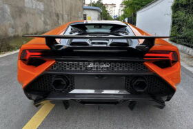 DarwinPRO 2015-2019 Lamborghini Huracan LP610 & LP580 Convert Tecnica Style Rear Bumper (NEED TO CHANGE EXEHAUST SYSTEM) - image 1