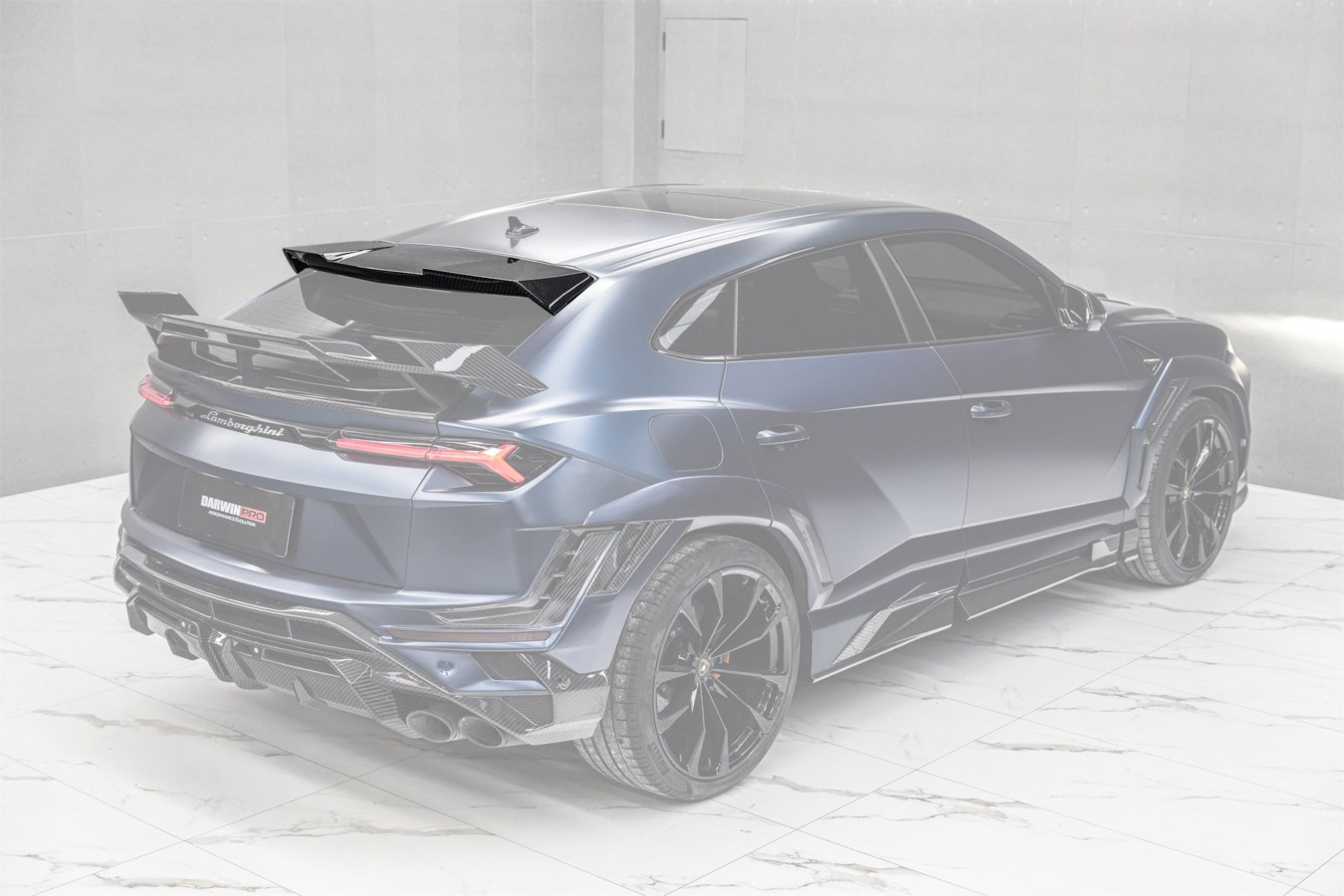 DarwinPRO 2018-2022 Lamborghini URUS BKSS Carbon Fiber Roof Spoiler