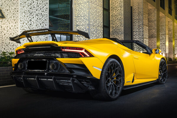 DarwinPRO 2019-2023 Lamborghini Huracan EVO OD Style Dry Carbon Rear Diffuser
