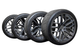 2005-2026 Ford Mustang – Steeda Trident Gloss Titanium Street Staggered Wheel & Tire Package - 19x10/11