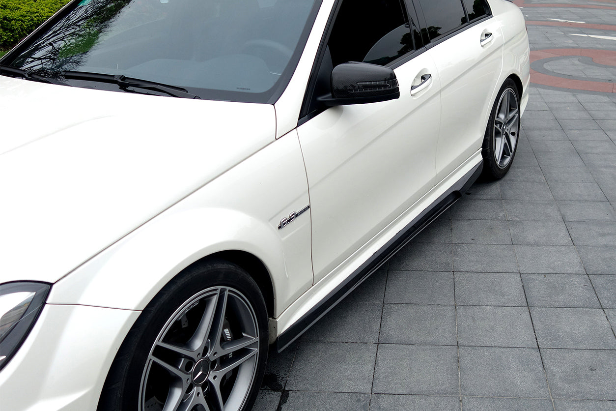 DarwinPRO 2008-2014 Mercedes Benz W204 C63 AMG Sedan VS Style Carbon Fiber Side Skirts