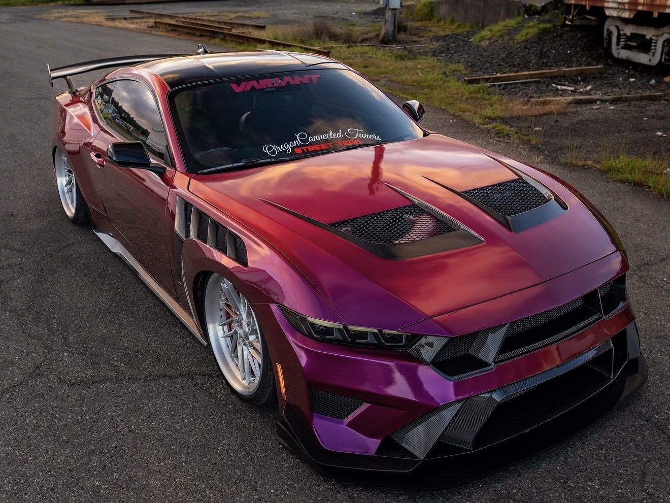 Greg's widebody S650 Mustang running the FFP carbon fiber side skirt extensions