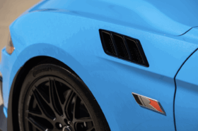 Roush Fender Vent Heat Extractors - 2015-2023 Mustang Gloss Black 422326 - image 2