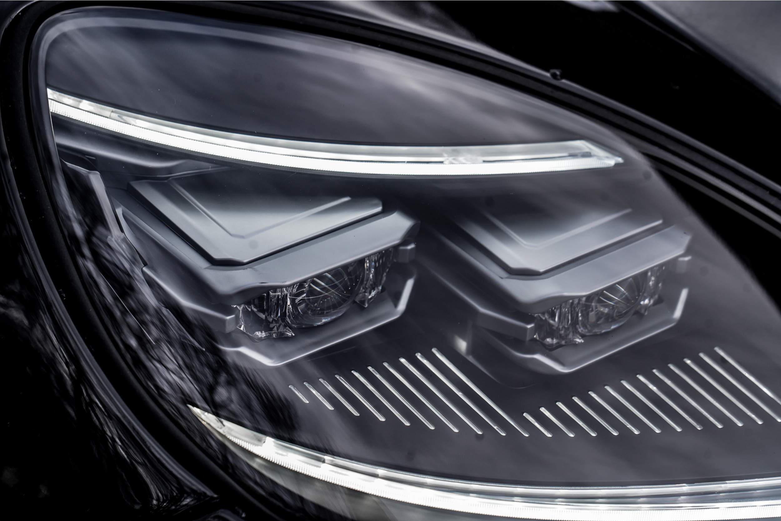 Morimoto XB Evo Headlights for XB EVO HEADLIGHTS: 05-13 CORVETTE