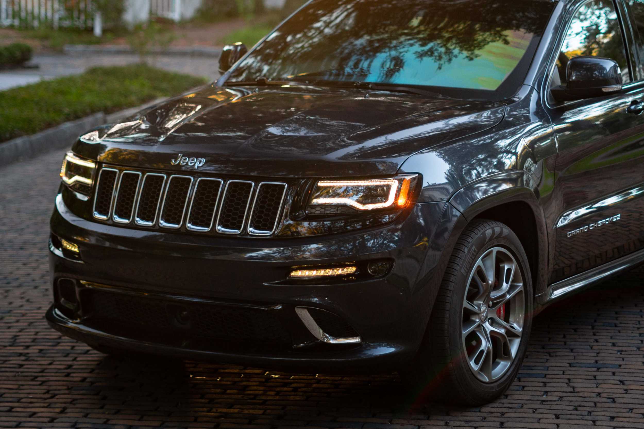 Morimoto XB LED Headlights for 2014-2022 JEEP GRAND CHEROKEE